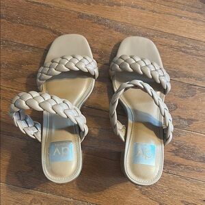 DV by Dolce Vita Tan heel sandals